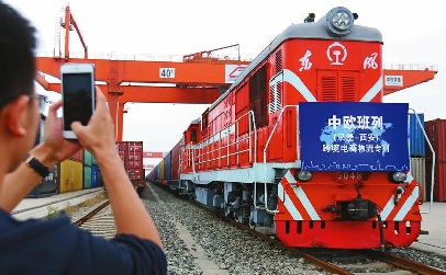 �����КW���п羳���������(zhu��n)�е��_(d��)����