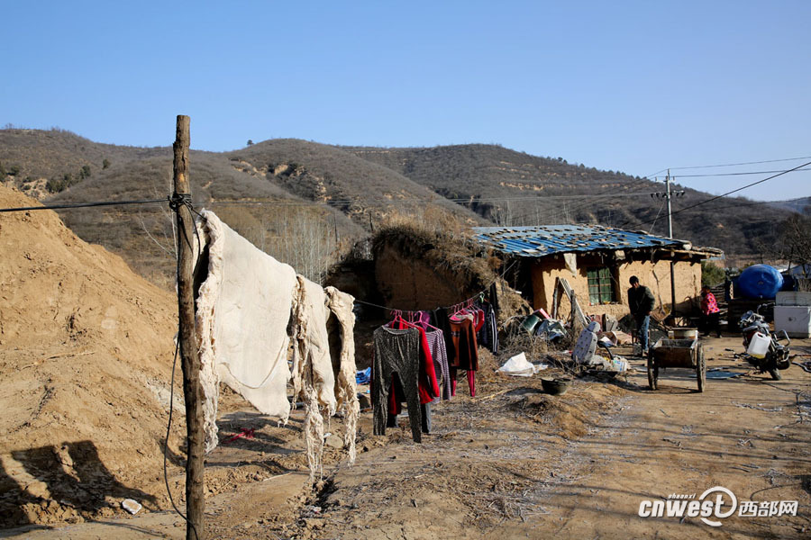 �˴�ؚ������e17�������� ���M100ƽ���������·�