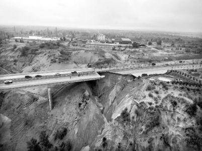 ���ֱ����u����ˮ���� ��С܇����˾�C(j��)�܂�